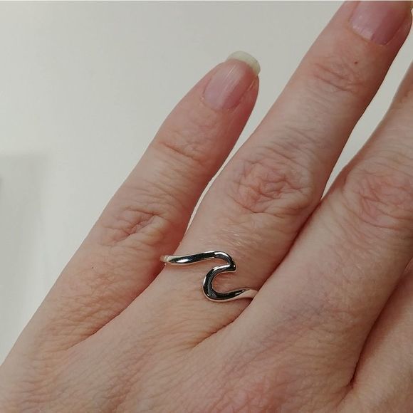 Silver Gold Ocean Wave Ring - Picture 5 of 7